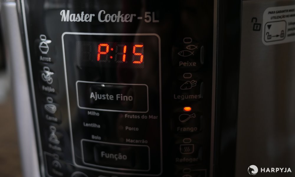Avaliação da Panela de Pressão Elétrica Mondial Digital Master Cooker 5L